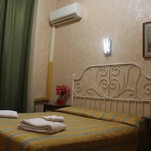 https://sunlight-guest-house-3.it-romehotels.com